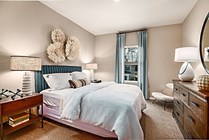 Avenues-Walk-Model-8679-web