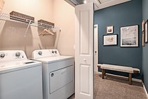 Avenues-Walk-Model-8694-web - laundry room