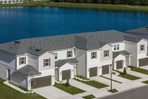 #8 Avenues Walk Bldg 17 0559