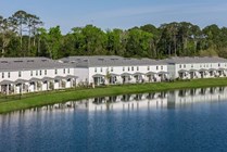 #5 Avenues Walk Streetscapes 0578