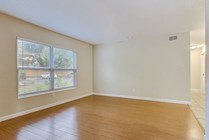 Art Museum Dr Unit 194-004