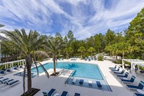 Longleaf at St. Johns Apartments | St. Johns, FL | Resort Style Pool and Spa